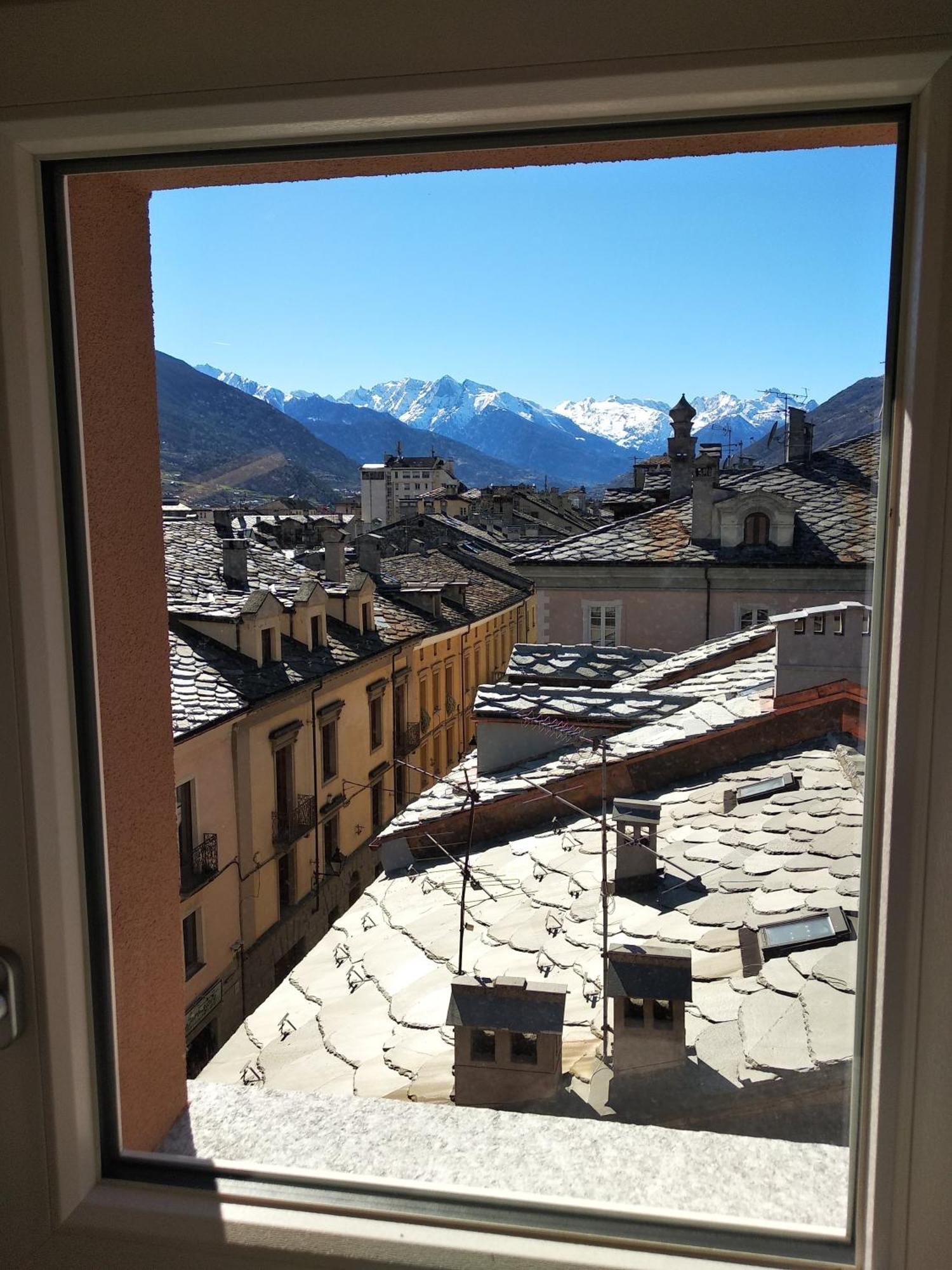 Maison Soleil - In Mansarda - Affitti Brevi Italia Aosta Eksteriør bilde