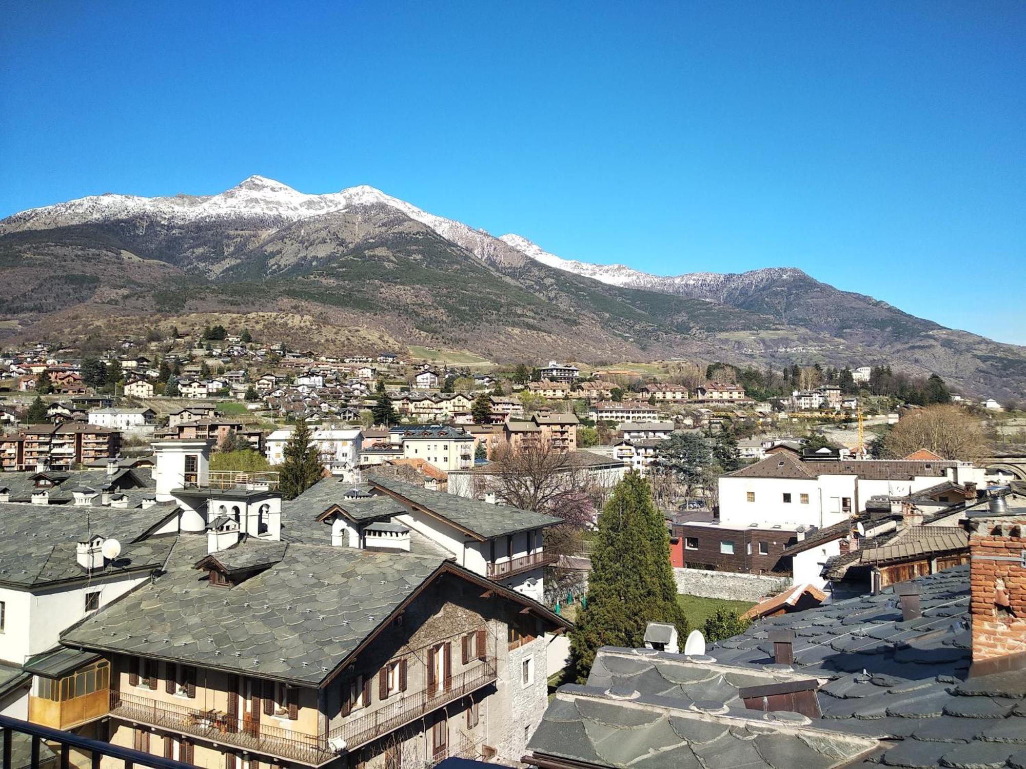 Maison Soleil - In Mansarda - Affitti Brevi Italia Aosta Eksteriør bilde